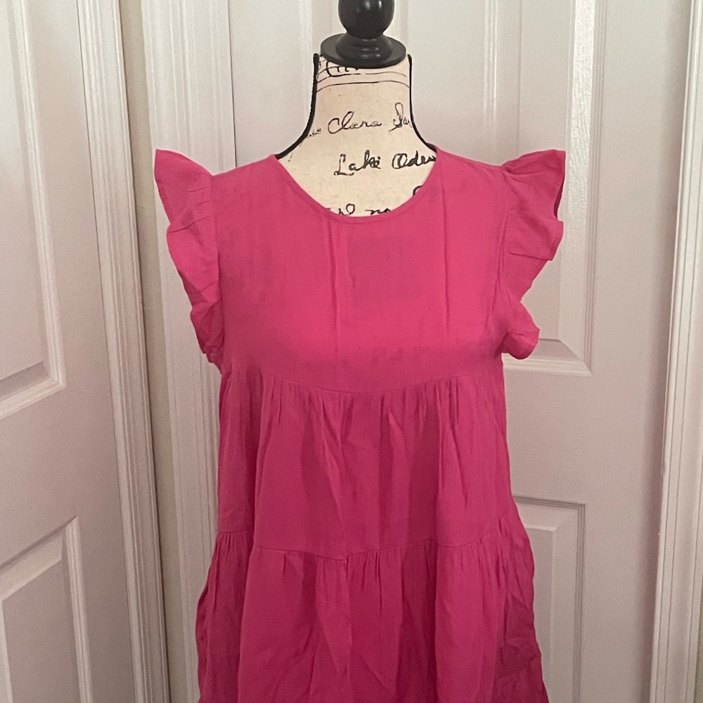Adorable dress.